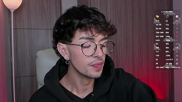 Snapshot of sr_sprinkles chatting on February 2026 11:07:01 PM sr sprinkles online show from February 2026 11:07:01 PM