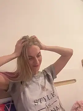 Faiiry  online show from February 2026 06:49:02 PM