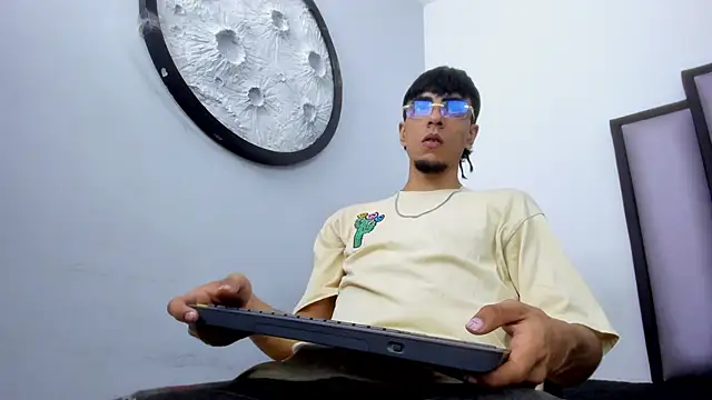 Endrick-23 online show from April 2026 03:43:02 AM