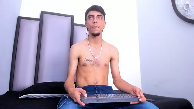 Endrick-23 online show from March 2026 03:41:02 AM