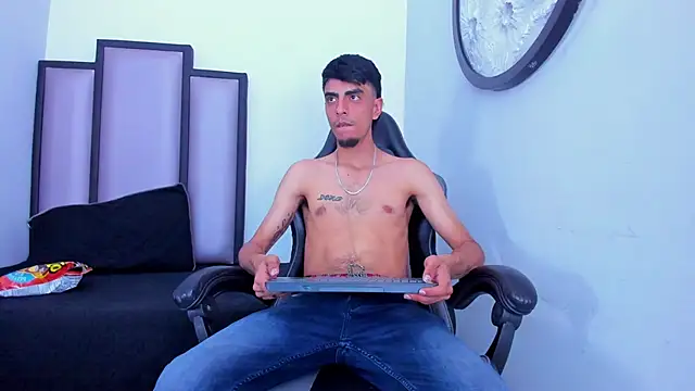 Endrick-23 online show from March 2026 04:13:01 AM