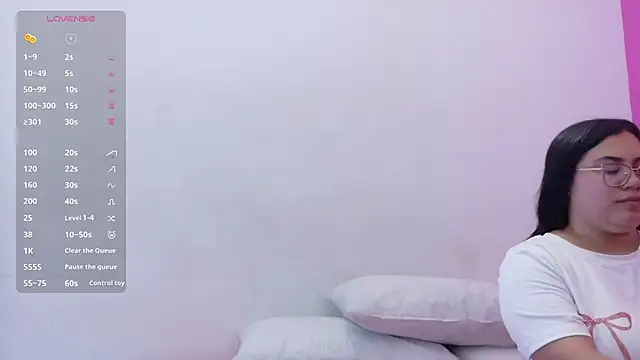 curvybuffgirllll online show from March 2026 08:03:01 PM