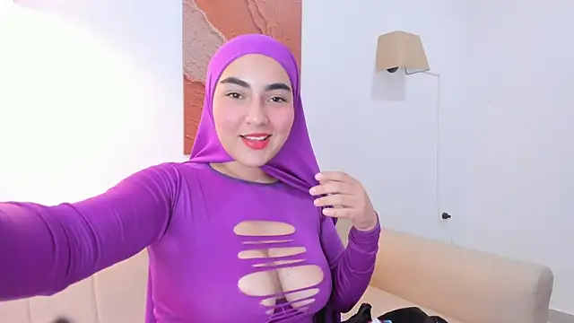 Snapshot of Malika_Noor chatting on June 2026 09:01:01 PM Malika Noor online show from June 2026 09:01:01 PM