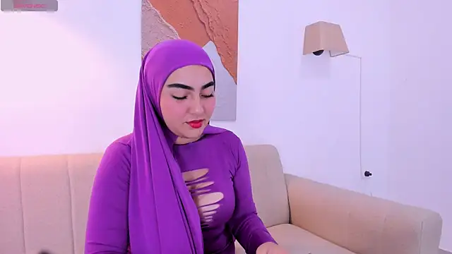 Snapshot of Malika_Noor chatting on July 2026 02:50:01 PM Malika Noor online show from July 2026 02:50:01 PM
