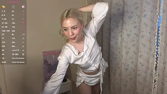 mila skaya online show from March 2026 03:35:02 PM