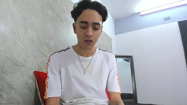 Mick-lollipop online show from March 2026 07:38:01 PM