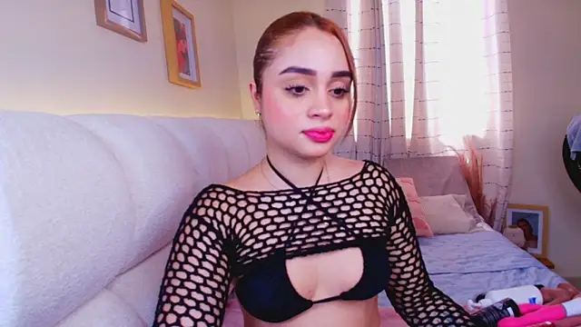 soph1a roy online show from March 2026 03:34:01 PM