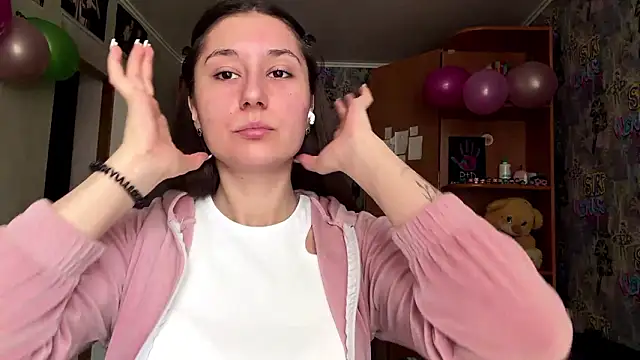 poly princess online show from February 2026 06:03:02 AM