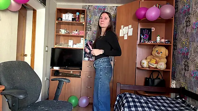 Snapshot of poly_princess chatting on March 2026 07:45:02 AM poly princess online show from March 2026 07:45:02 AM