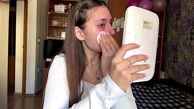 Snapshot of poly_princess chatting on March 2026 09:13:02 AM poly princess online show from March 2026 09:13:02 AM