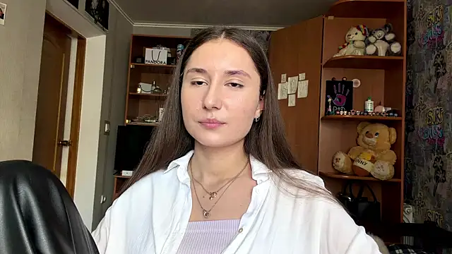 Snapshot of poly_princess chatting on April 2026 11:03:01 AM poly princess online show from April 2026 11:03:01 AM