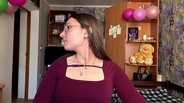 Snapshot of poly_princess chatting on March 2026 12:09:02 PM poly princess online show from March 2026 12:09:02 PM