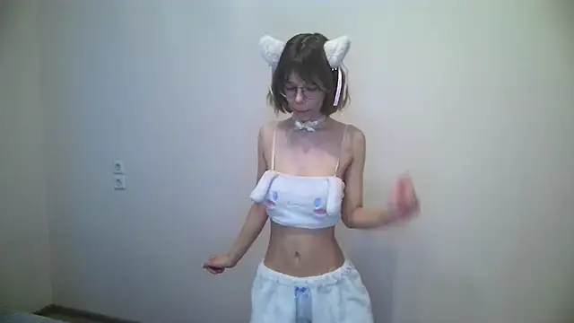 Kate Mooss online show from March 2026 01:29:02 PM