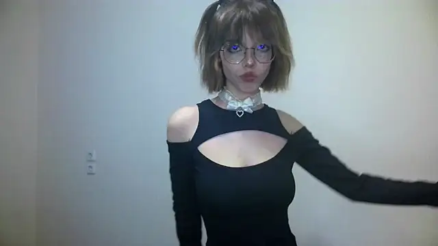 Kate Mooss online show from February 2026 01:13:02 PM