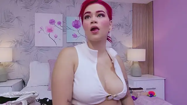 CherryTayloor online show from April 2026 01:56:01 AM