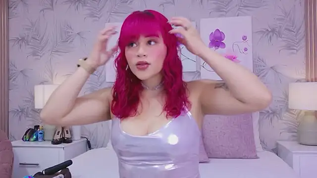 CherryTayloor online show from April 2026 01:23:02 AM