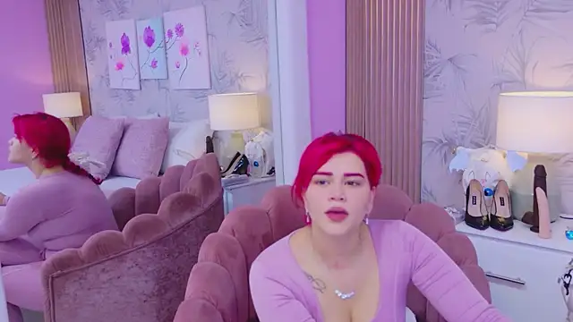 CherryTayloor online show from April 2026 07:18:01 PM