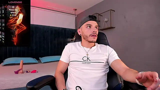 liam es online show from March 2026 02:50:01 AM