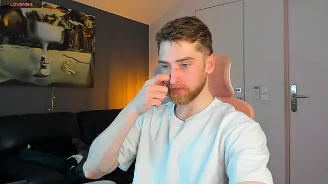 Dexter Raze online show from April 2026 10:46:01 PM