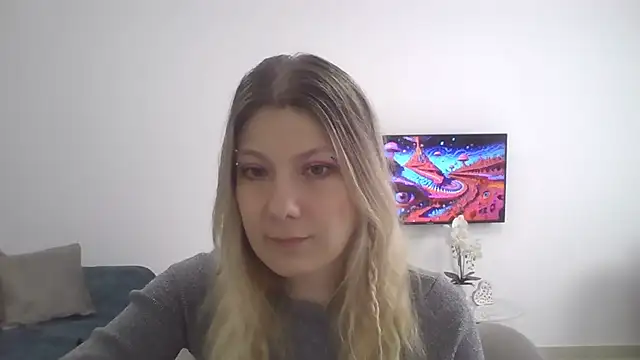 Foxy Bright online show from March 2026 12:45:01 PM