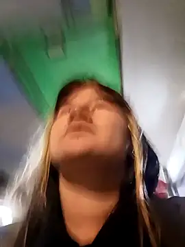 Snapshot of Persefone1331 chatting on February 2026 11:37:02 PM Persefone1331 online show from February 2026 11:37:02 PM