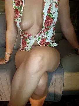 Snapshot of stellina8 chatting on May 2026 05:31:02 PM stellina8 online show from May 2026 05:31:02 PM