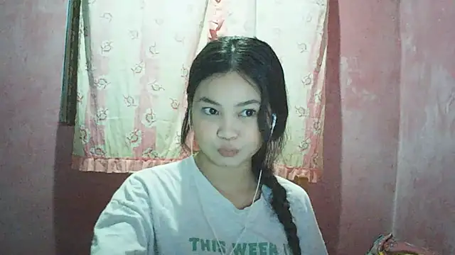 DessertFlower online show from March 2026 02:42:01 AM