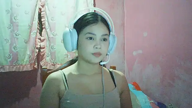 DessertFlower online show from May 2026 03:15:01 AM