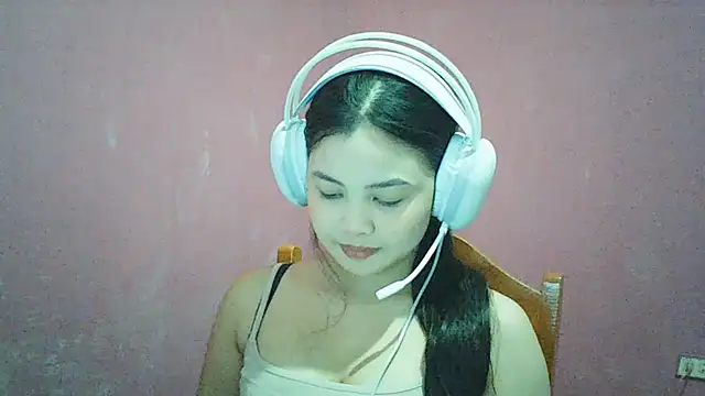 DessertFlower online show from May 2026 03:15:01 AM