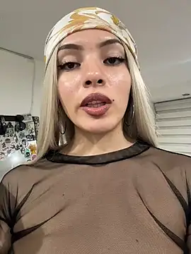 Snapshot of romanovanita chatting on May 2026 05:12:02 AM romanovanita online show from May 2026 05:12:02 AM