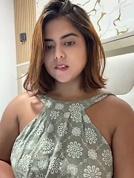 Lilithgomez  online show from April 2026 06:02:01 PM