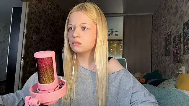 Snapshot of JeneeBIanks chatting on February 2026 12:38:02 PM JeneeBIanks online show from February 2026 12:38:02 PM