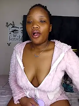 Divine Beautyxx online show from May 2026 04:58:01 AM