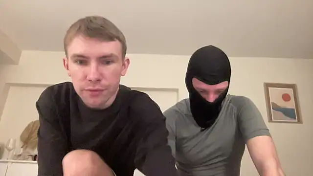 mikenjay online show from February 2026 07:15:01 PM