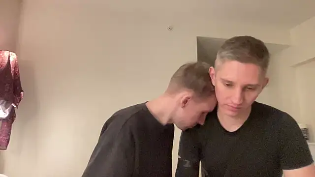 mikenjay online show from February 2026 07:05:01 PM