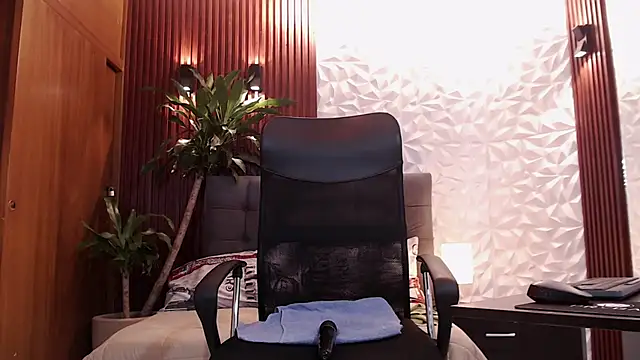 lorena bv1 online show from February 2026 01:30:02 AM