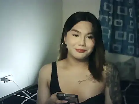 xNaughtymilesx online show from April 2026 01:46:01 PM