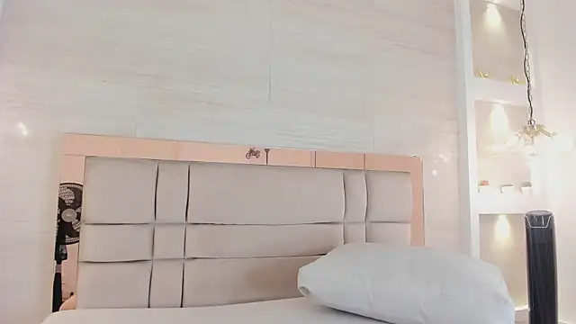 Snapshot of gema_wayne chatting on February 2026 03:14:02 AM gema wayne online show from February 2026 03:14:02 AM