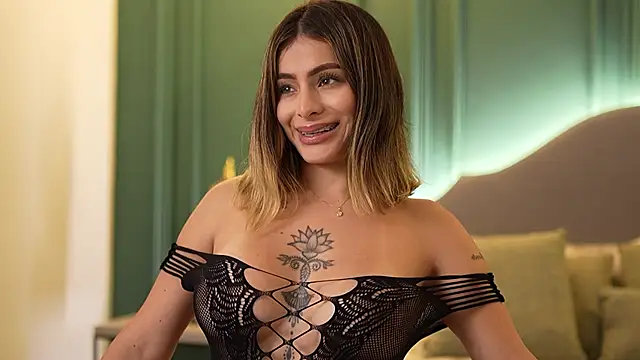 Amara Velvet  online show from March 2026 02:49:02 AM