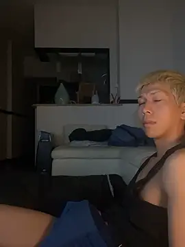Yumemiru-k online show from May 2026 04:44:02 PM