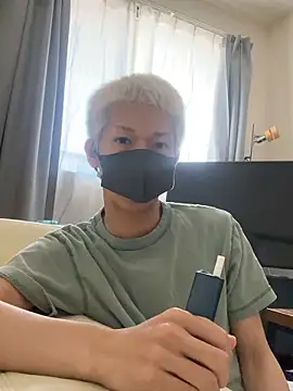 Yumemiru-k online show from May 2026 12:38:02 AM