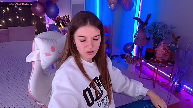 Ann Wood online show from February 2026 10:39:01 AM