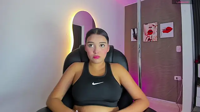 Tiphanysalvatore online show from March 2026 10:49:02 PM