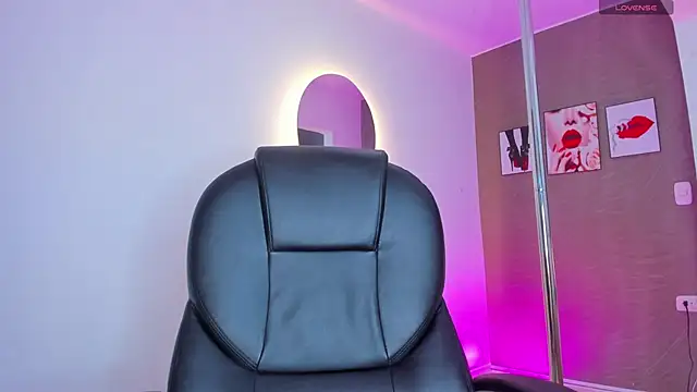 Tiphanysalvatore online show from February 2026 07:36:02 PM