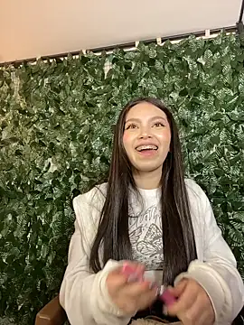 Mady Pink online show from March 2026 04:18:02 AM