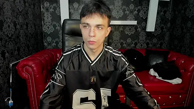 ClarkBev online show from April 2026 07:48:02 AM