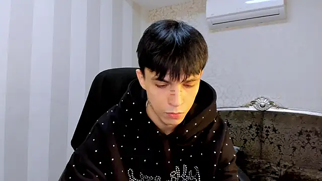 ClarkBev online show from March 2026 06:10:02 AM