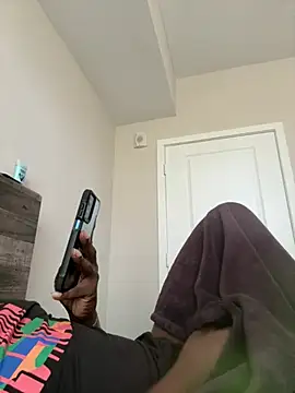 makeherfeelg online show from March 2026 02:05:01 PM