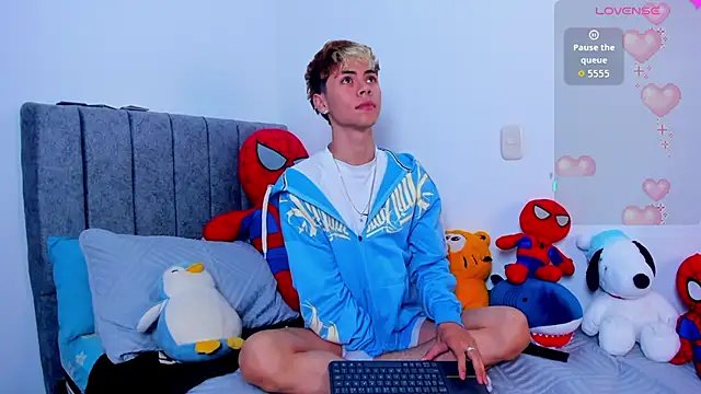 Callum 777 online show from March 2026 04:00:01 PM