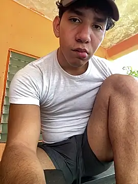 Snapshot of Alejandrososas chatting on July 2026 03:40:02 PM Alejandrososas online show from July 2026 03:40:02 PM